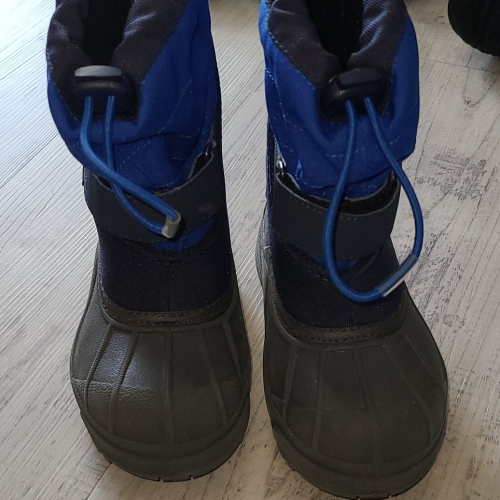 Columbia winter boots Size 10 Toddler